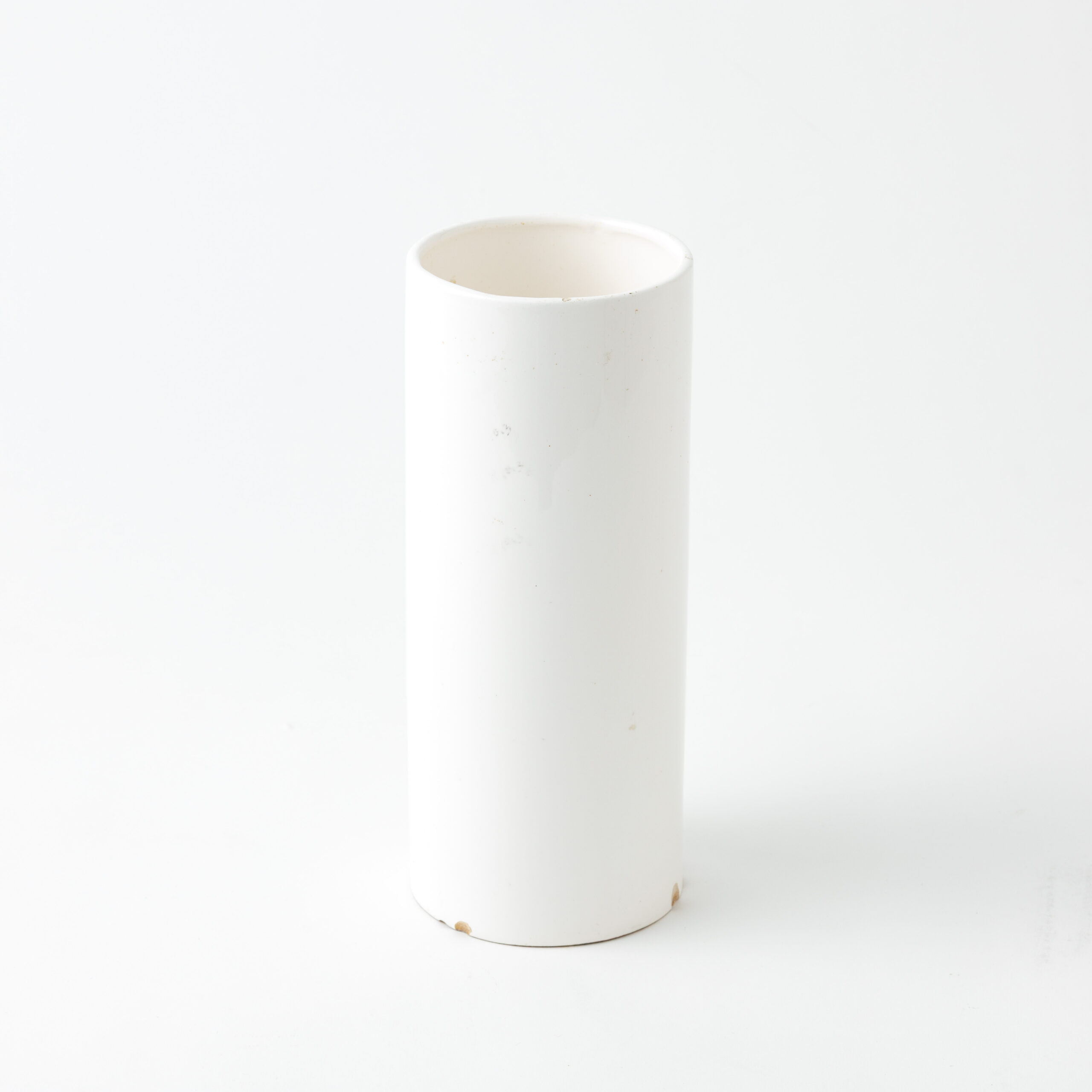 WHITE VASE